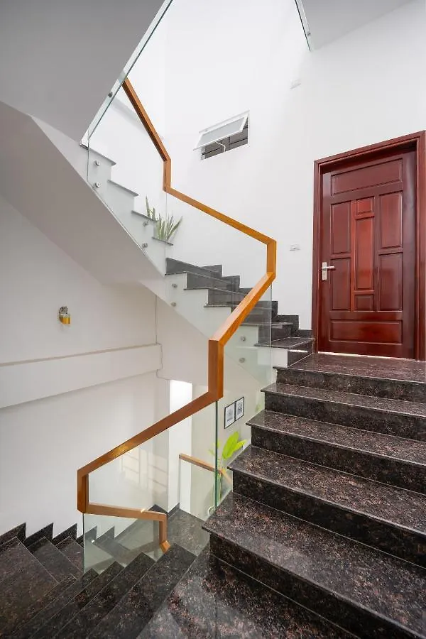 Sky House-Villa 4Br-My Khe Beach -An Thuong Walking Street Da Nang Apartment